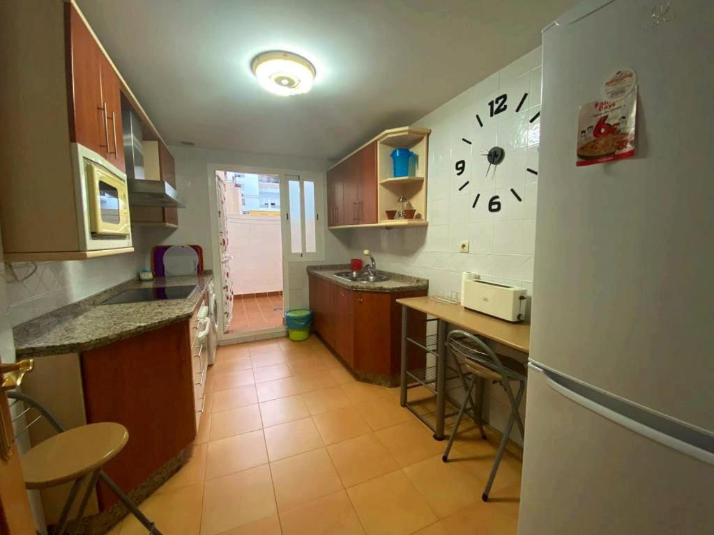 Apartamento Coliseo อัลมูเญการ์ ภายนอก รูปภาพ