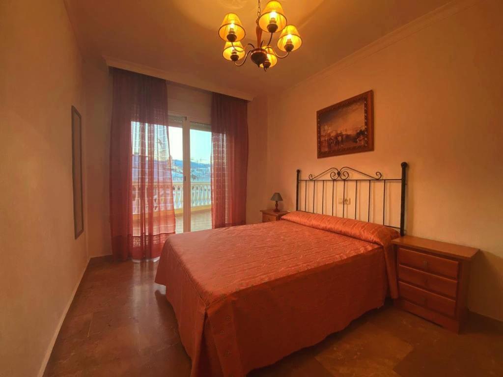 Apartamento Coliseo อัลมูเญการ์ ภายนอก รูปภาพ