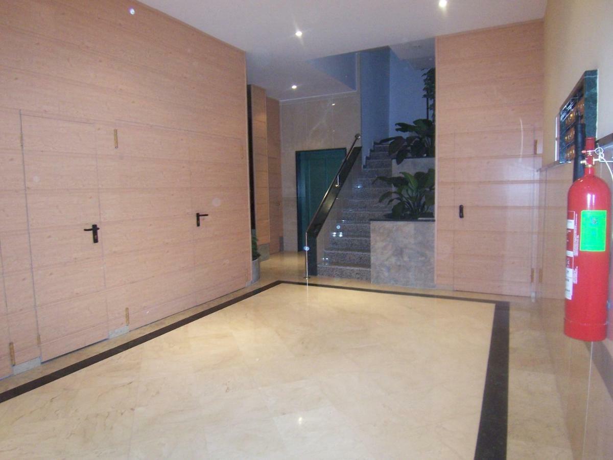 Apartamento Coliseo อัลมูเญการ์ ภายนอก รูปภาพ